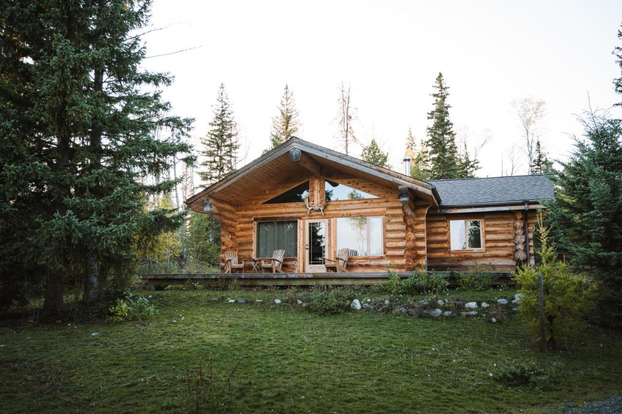 Ten-Ee-Ah Lodge & Campground Lac La Hache Eksteriør bilde