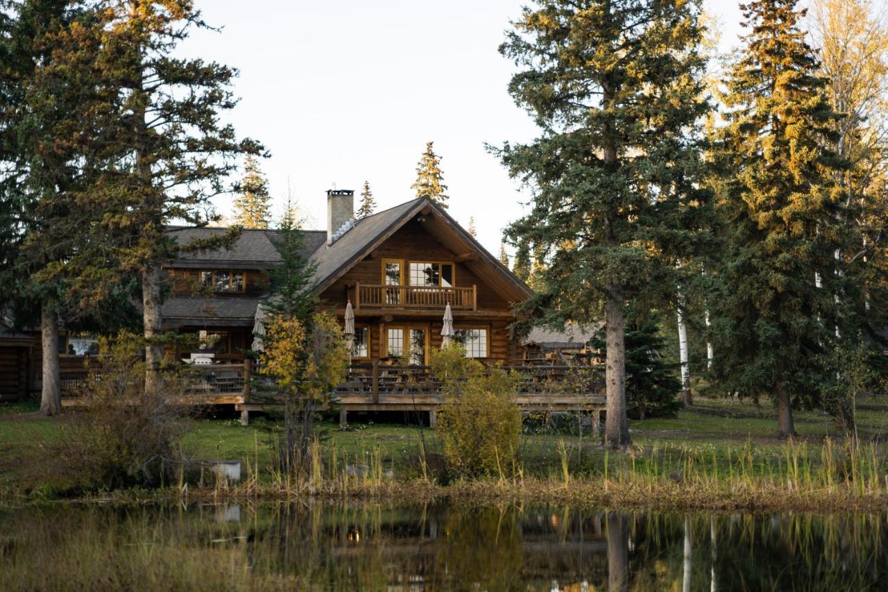 Ten-Ee-Ah Lodge & Campground Lac La Hache Eksteriør bilde