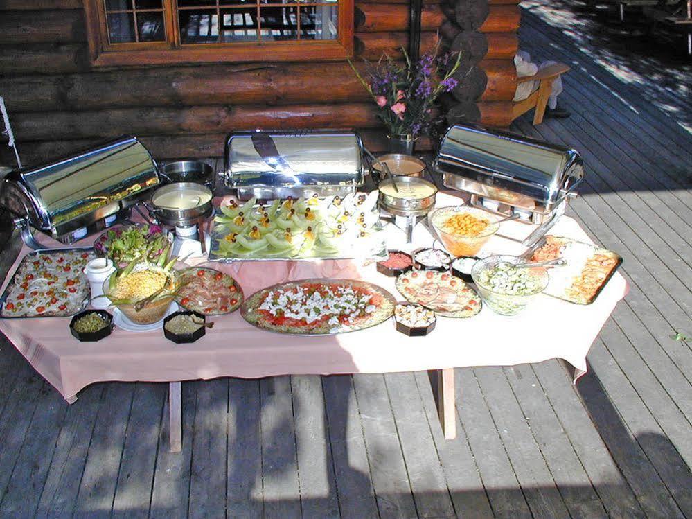 Ten-Ee-Ah Lodge & Campground Lac La Hache Eksteriør bilde